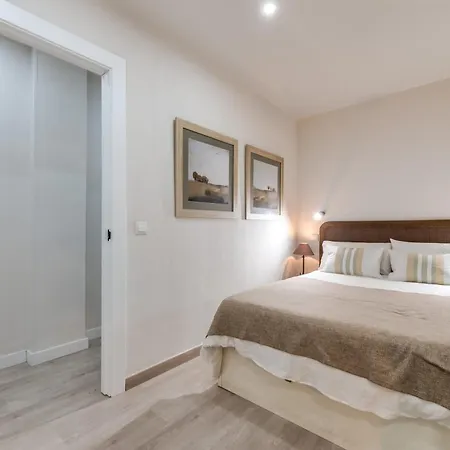 Victoria 16 Premium By Nagoa Homes Apartment *