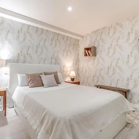 Victoria 16 Premium By Nagoa Homes Malaga