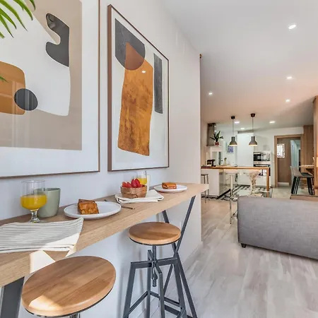 Victoria 16 Premium By Nagoa Homes Apartment